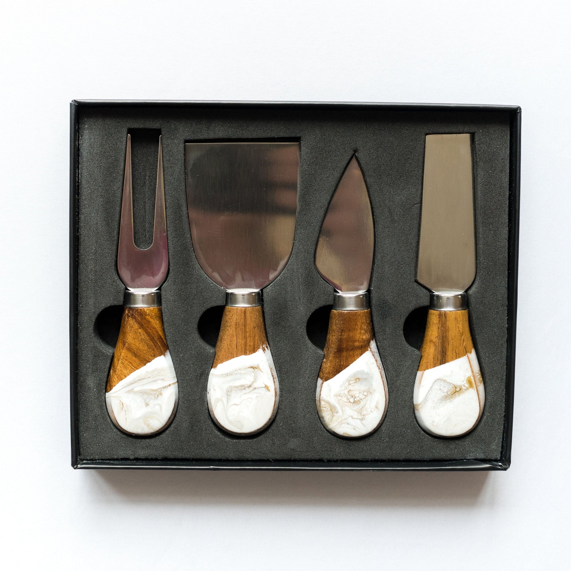 knife set set of 4 accented with resin