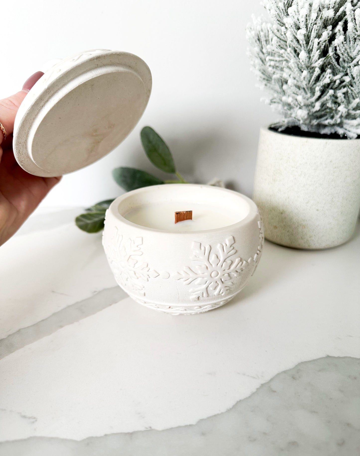 Holiday Ornament Candle