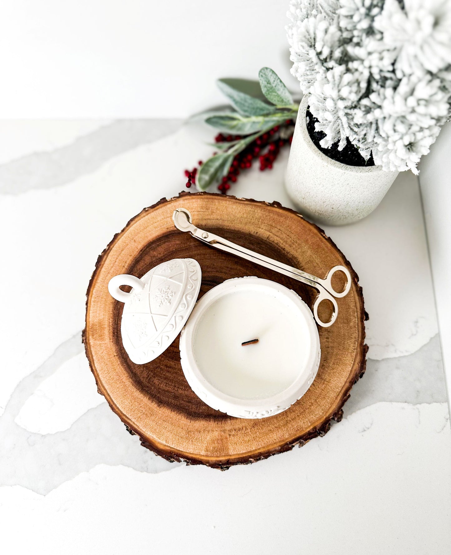 Holiday Ornament Candle