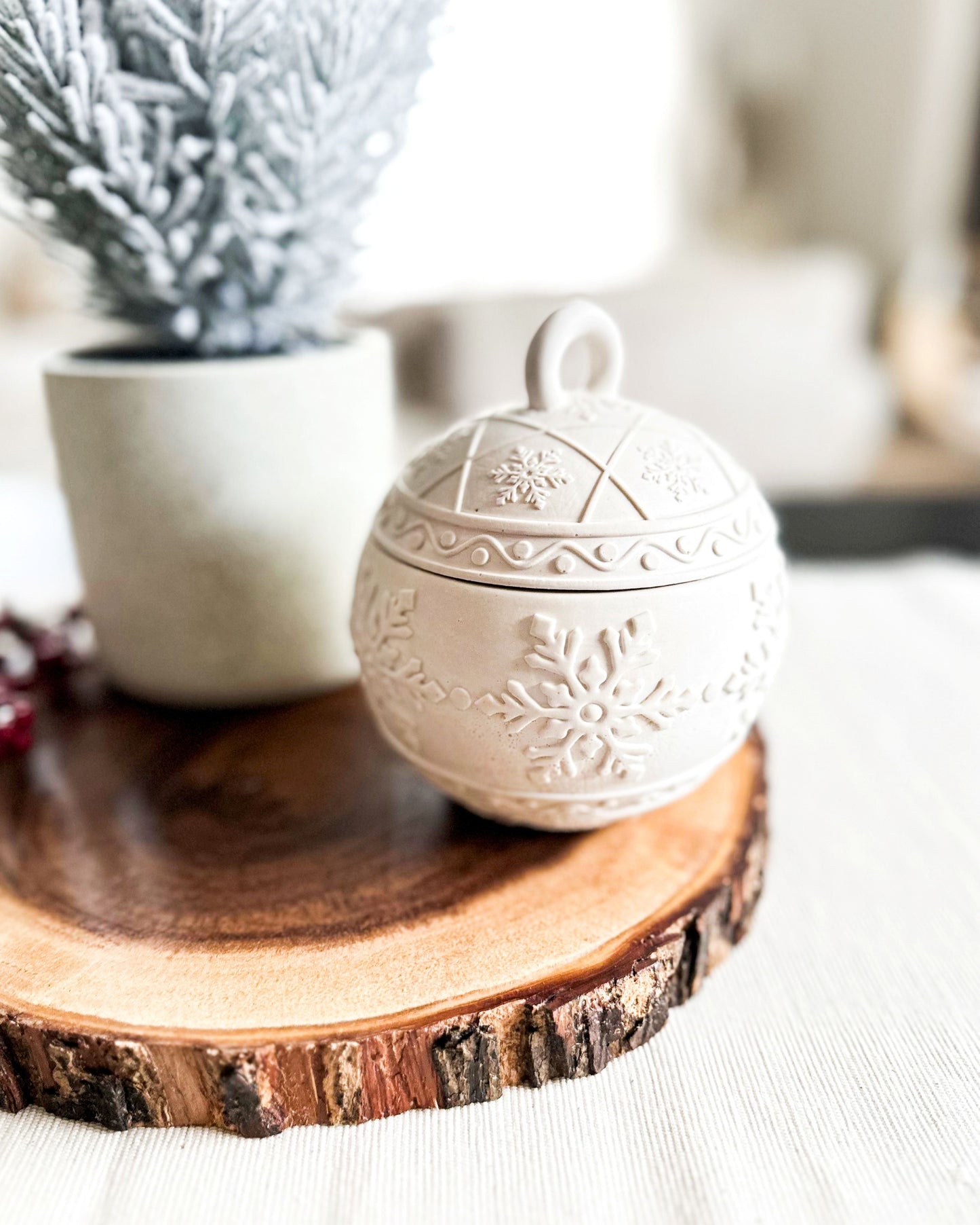 Holiday Ornament Candle