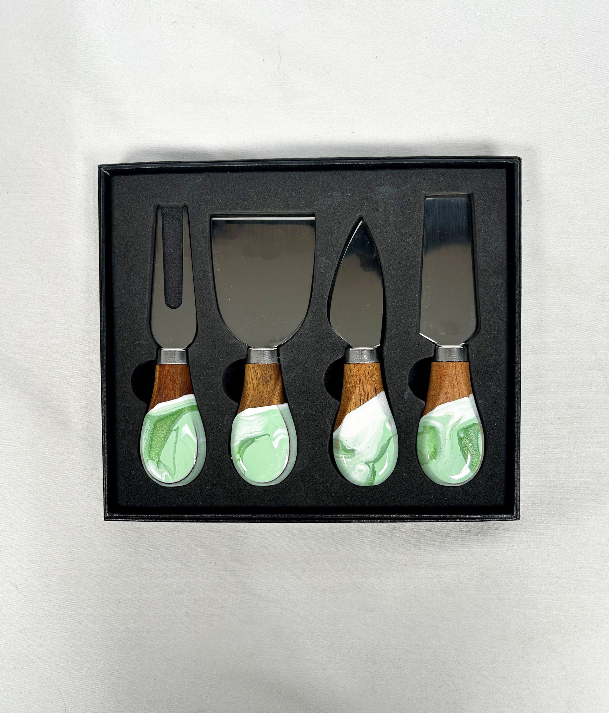 mojito resin cheese knives
