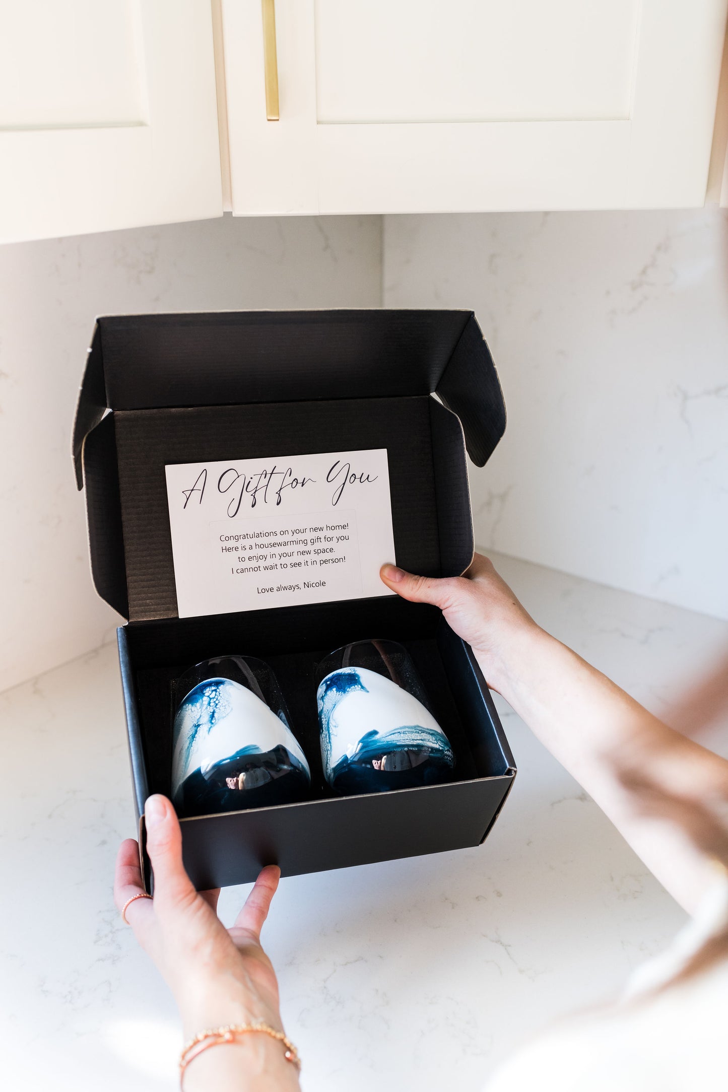 Navy wine glasses in black gift box with giftnote
