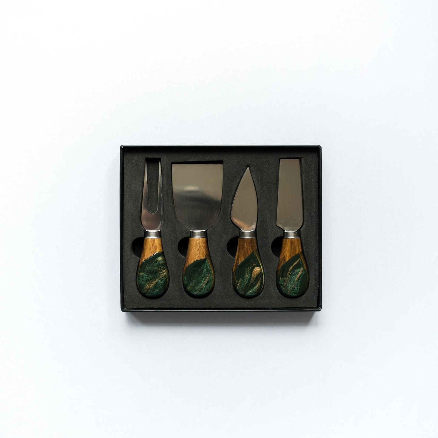 NEW!!! Winter Berry and Evergreen Holiday Collection