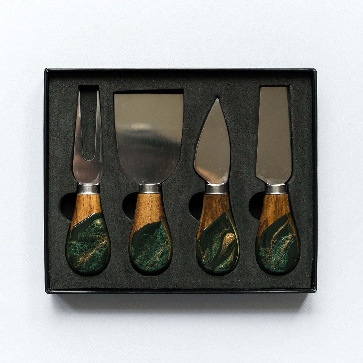 NEW! Resin Coated Cheese Knife Set