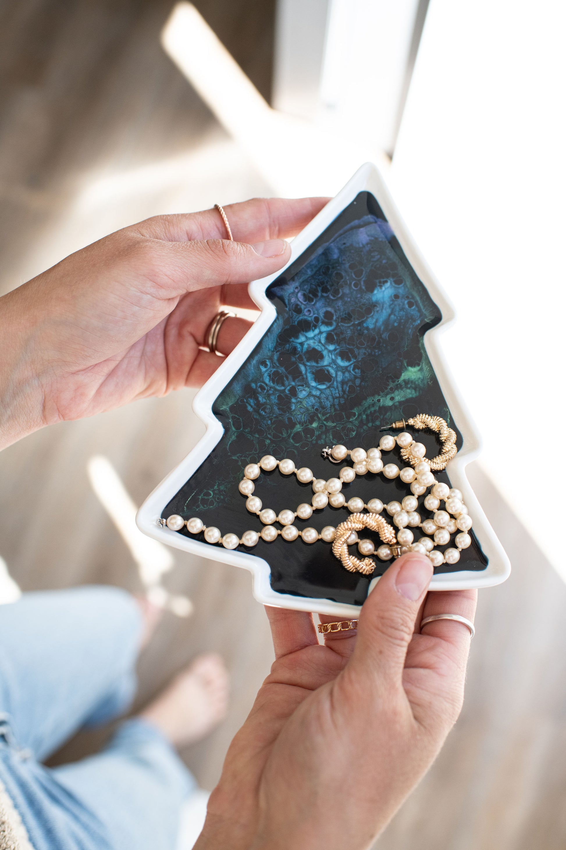 northern lights Christmas tree ceramic tray 