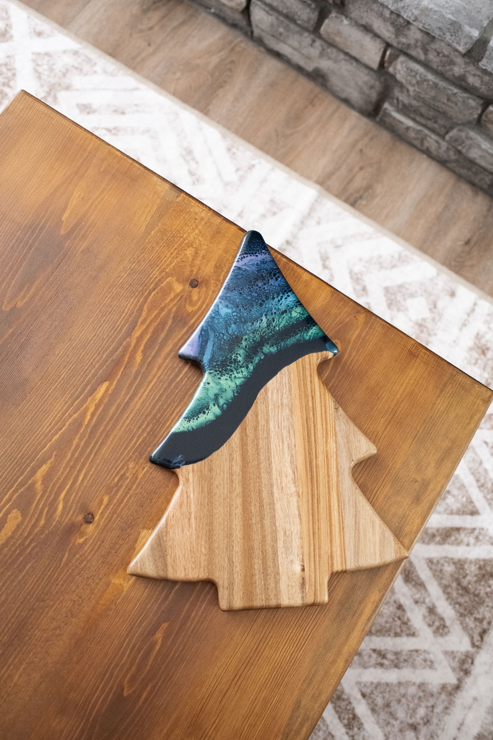 northern lights Christmas tree board 
