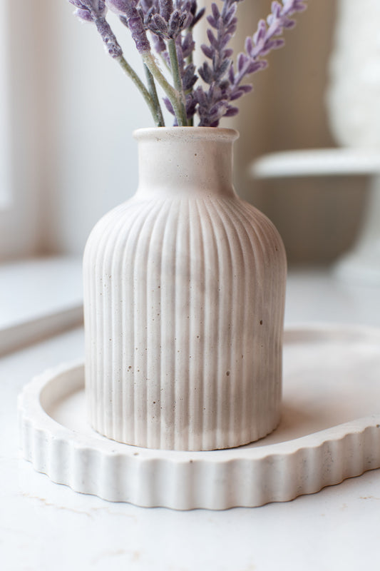 Closeup of the Limestone budvase 
