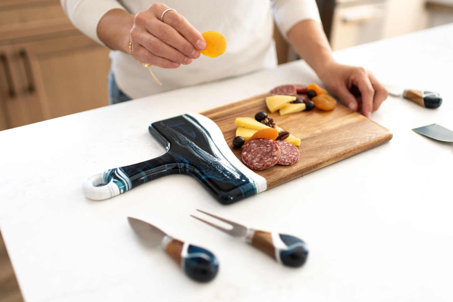 Medium Acacia Cheese Boards