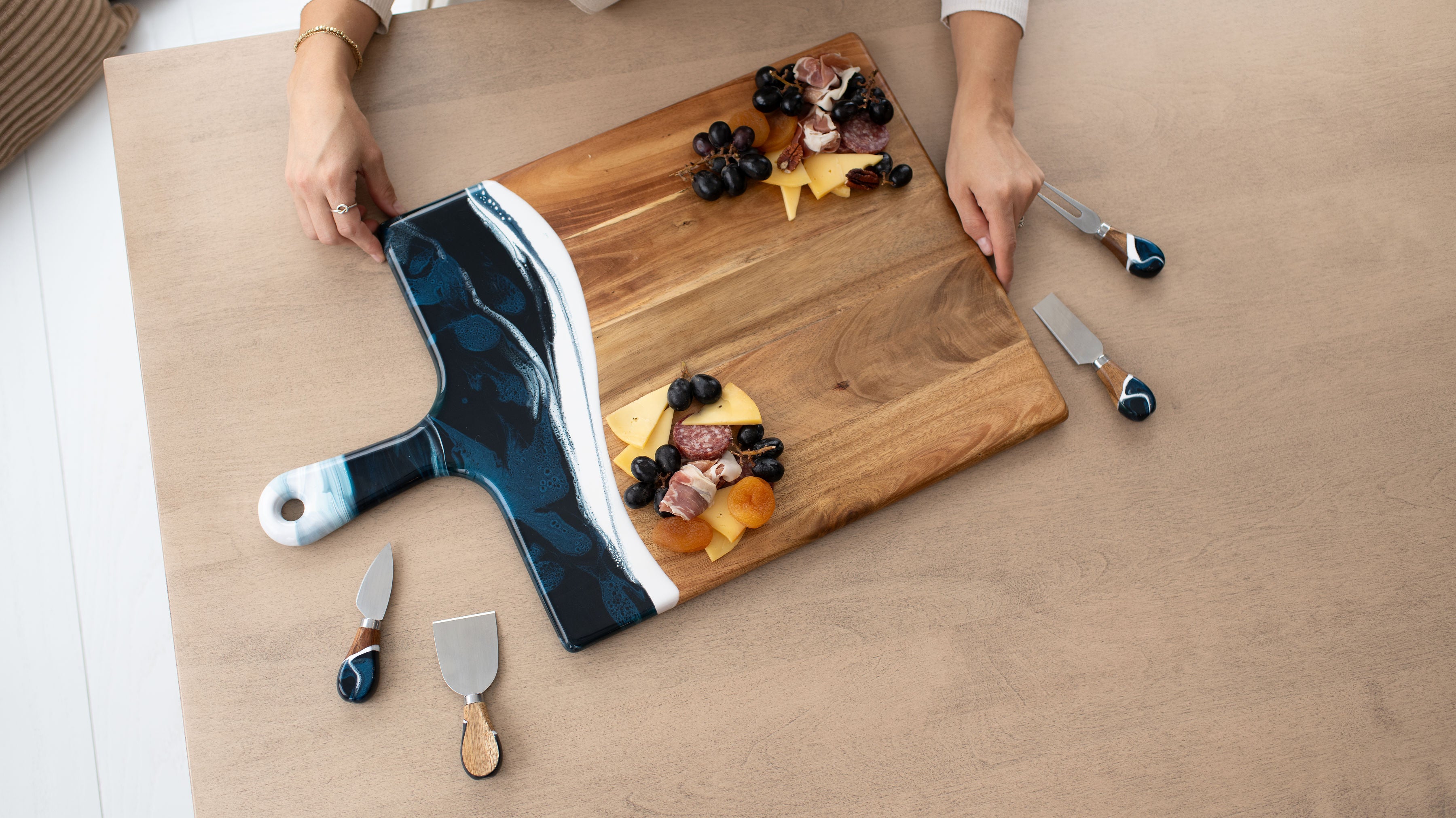 Lynn & Liana Designs Cheese Board - Thumbnail 2