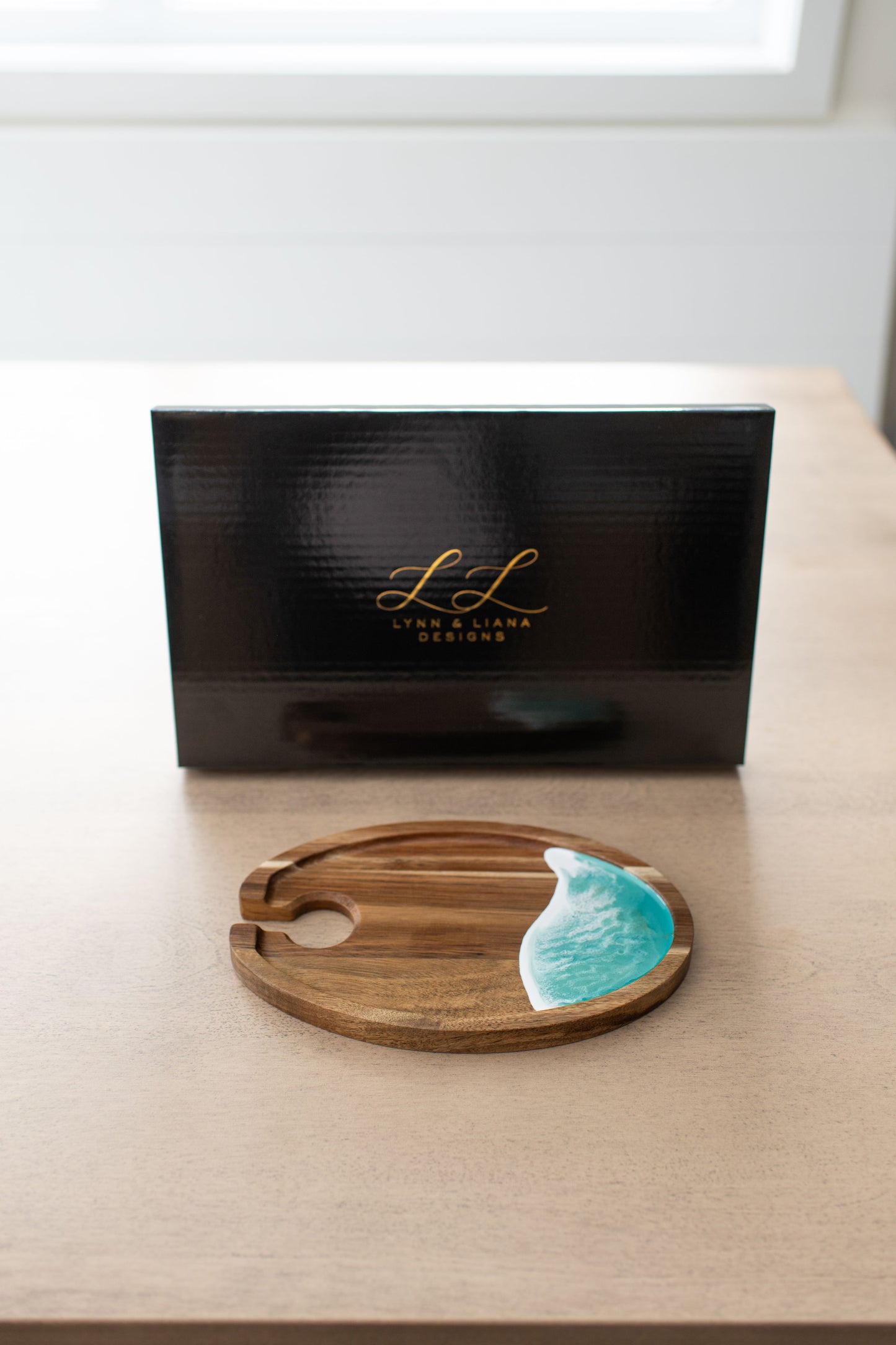 Wine & Appetizer Trays