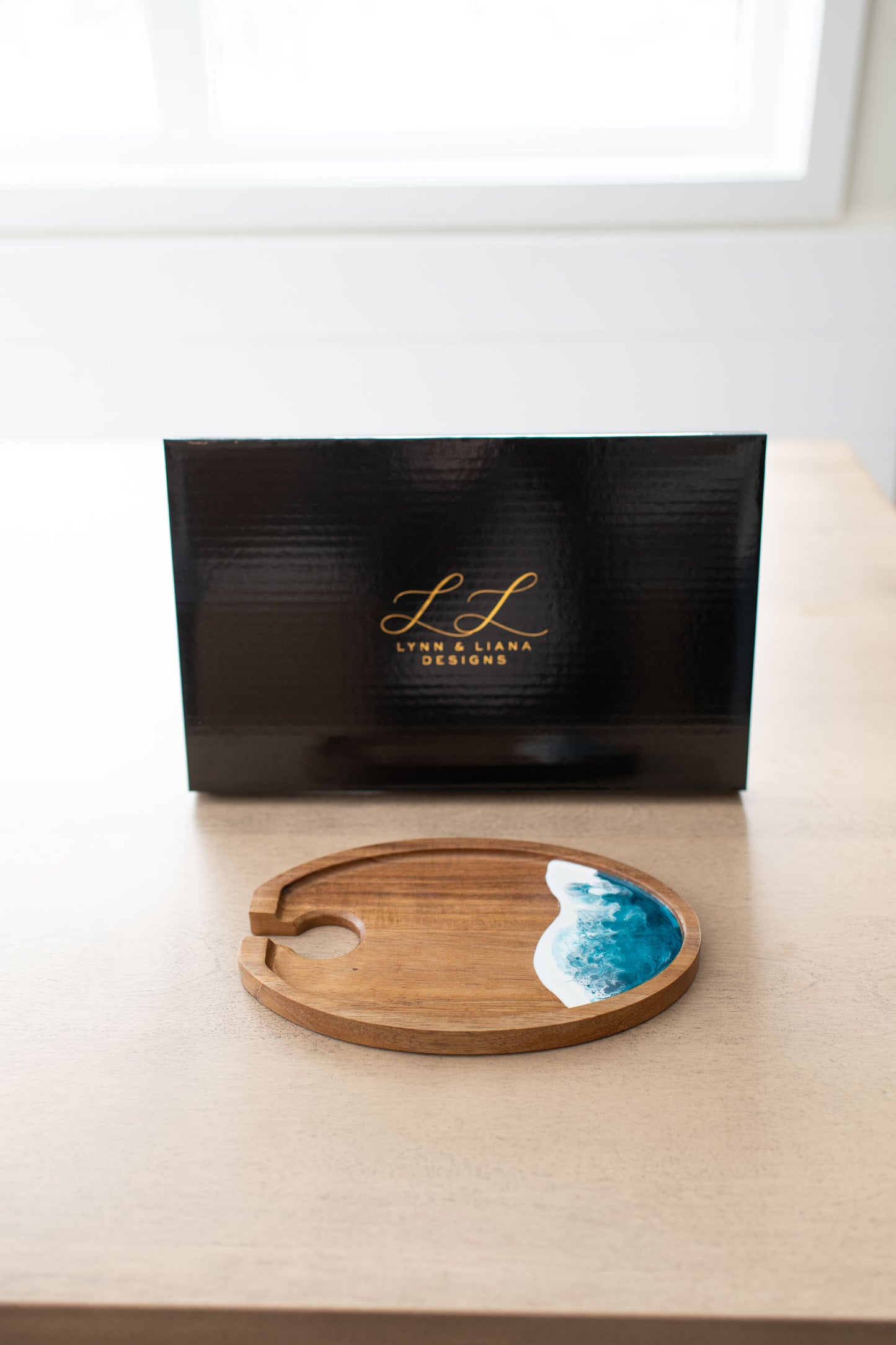 Wine & Appetizer Trays