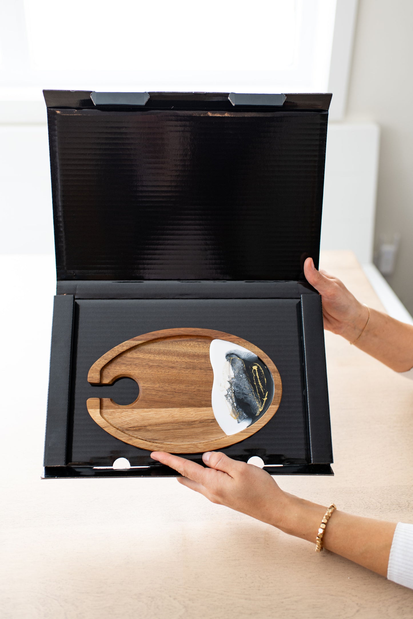 Wine & Appetizer Trays