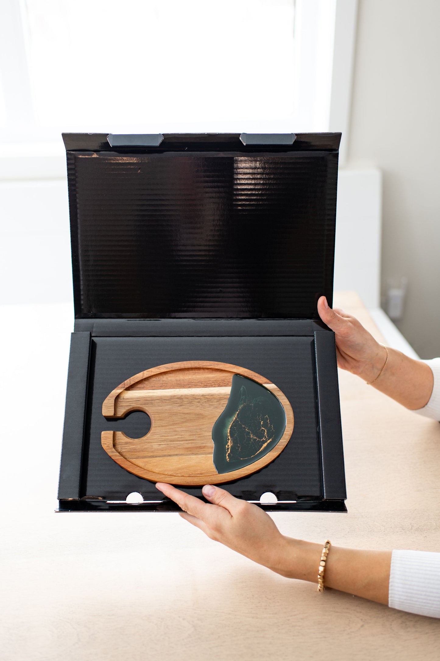 Wine & Appetizer Trays