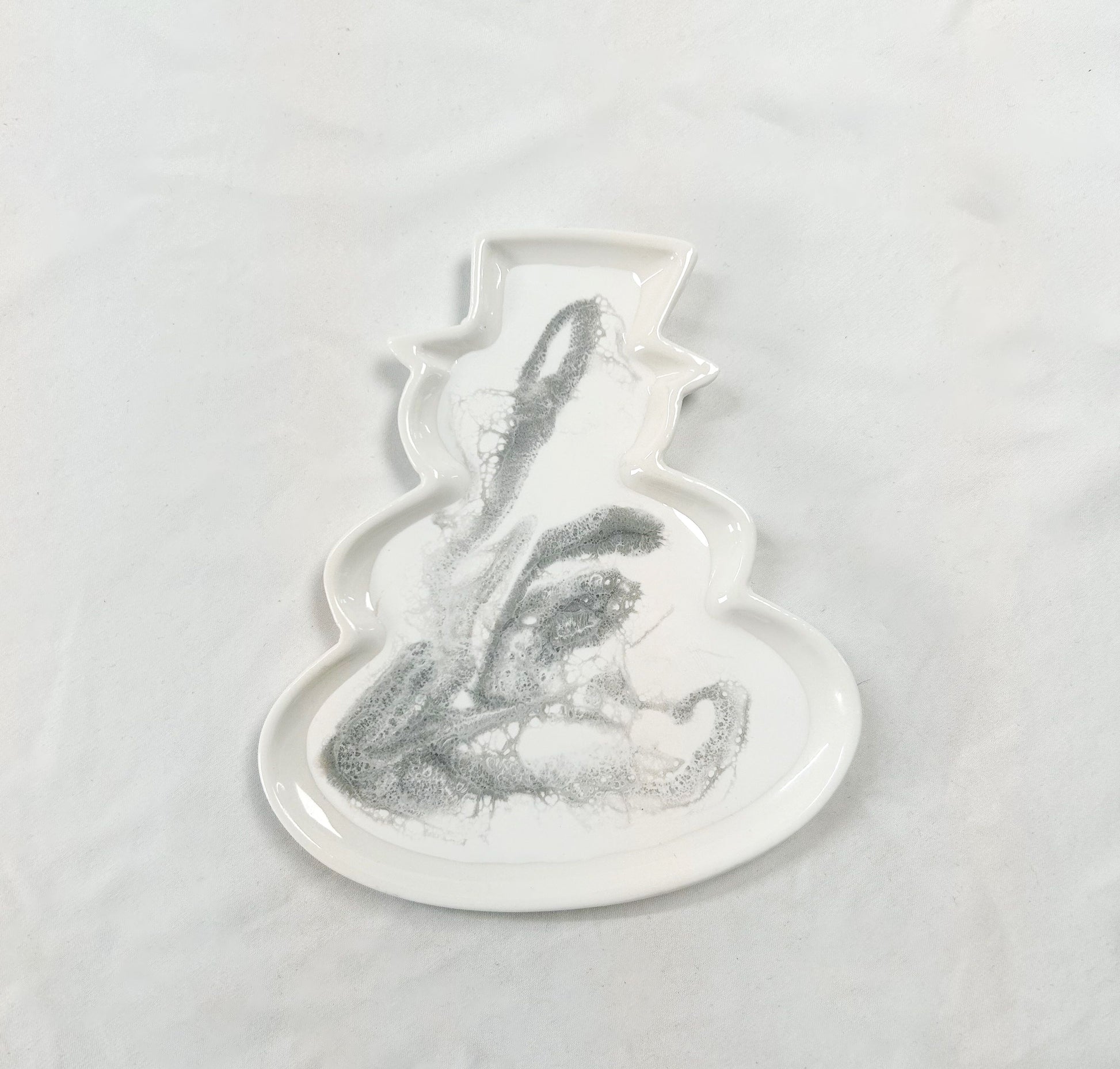 Tinsel snowman shaped ceramic tray 
