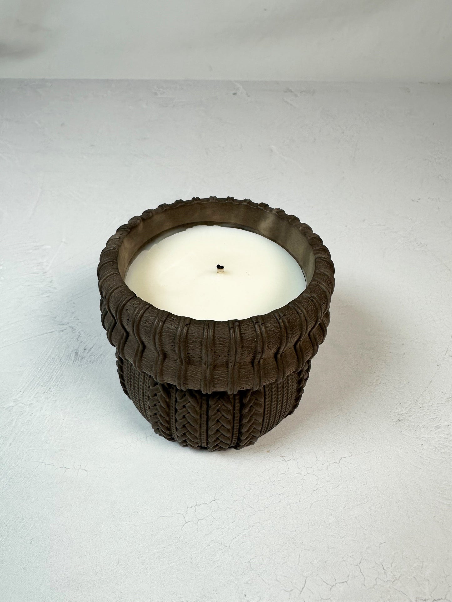 The Cozy Sweater Candle - Holiday Edition