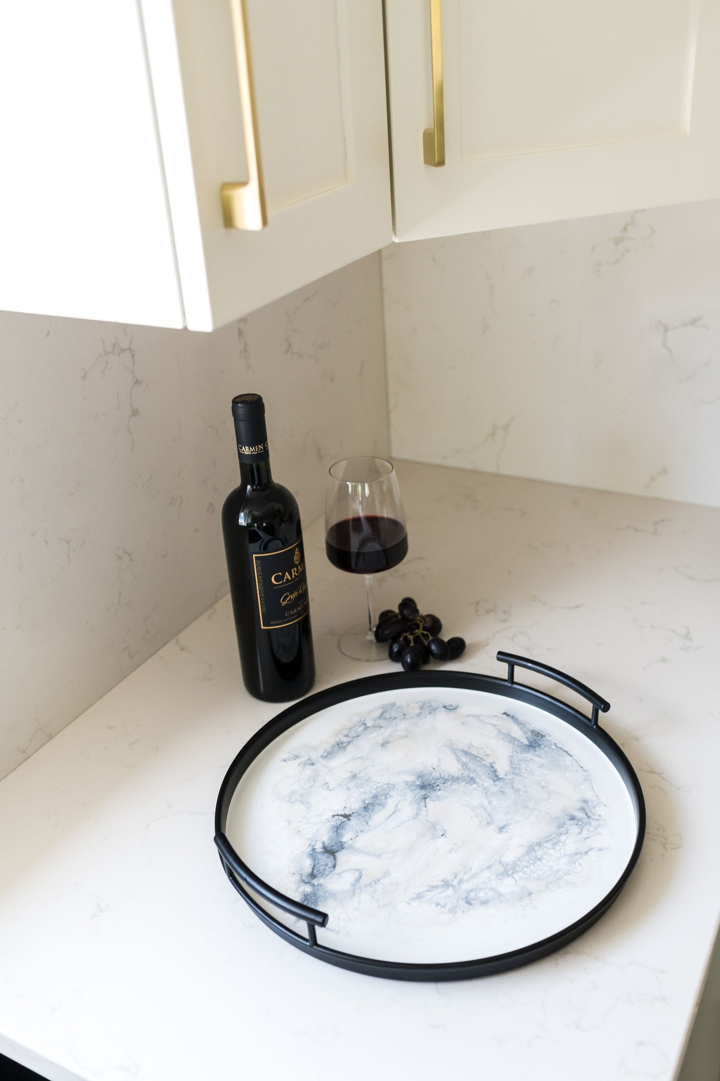 NEW! Resin Black Round Tray