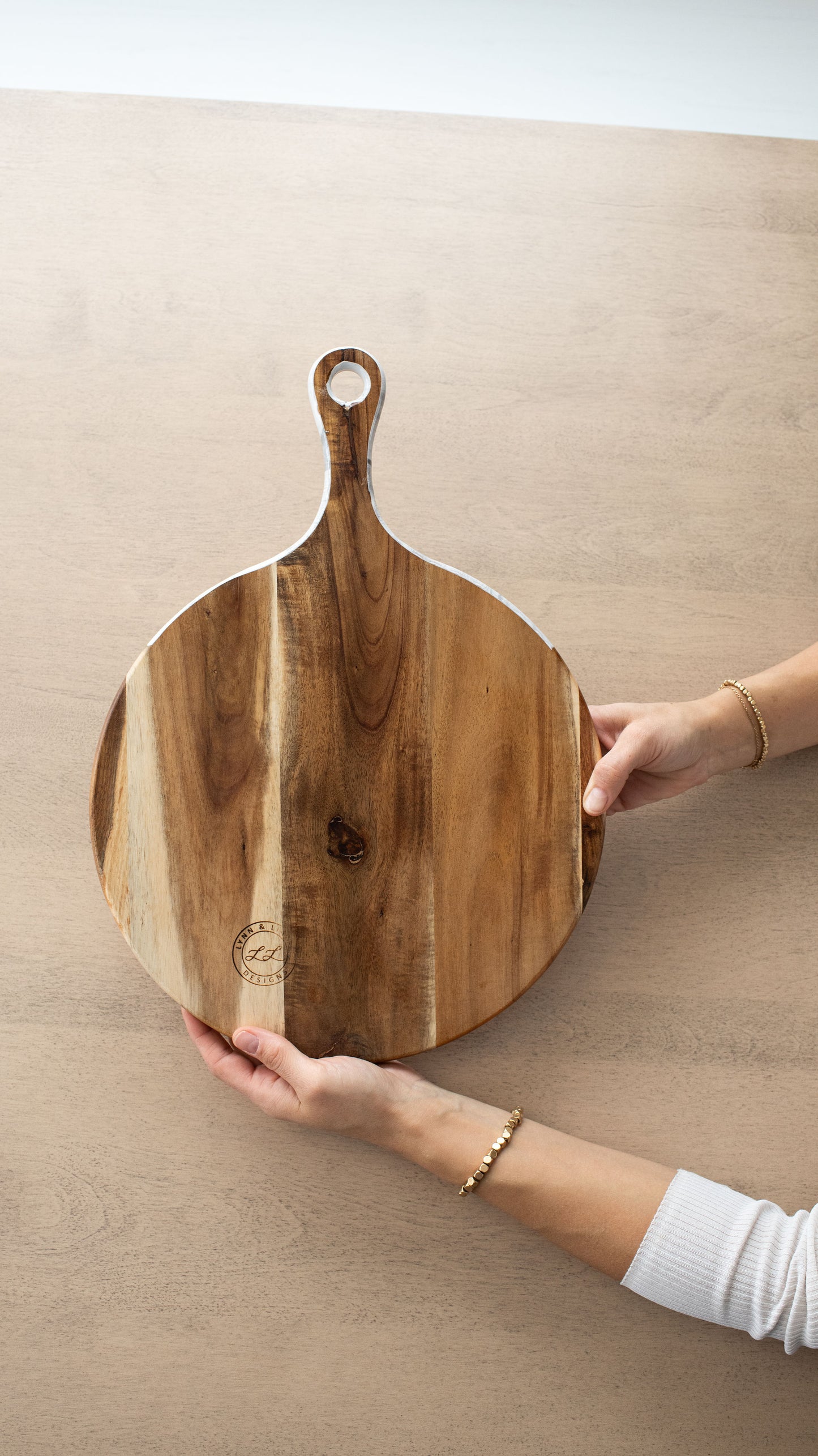 Round Cheese Paddle Acacia Boards