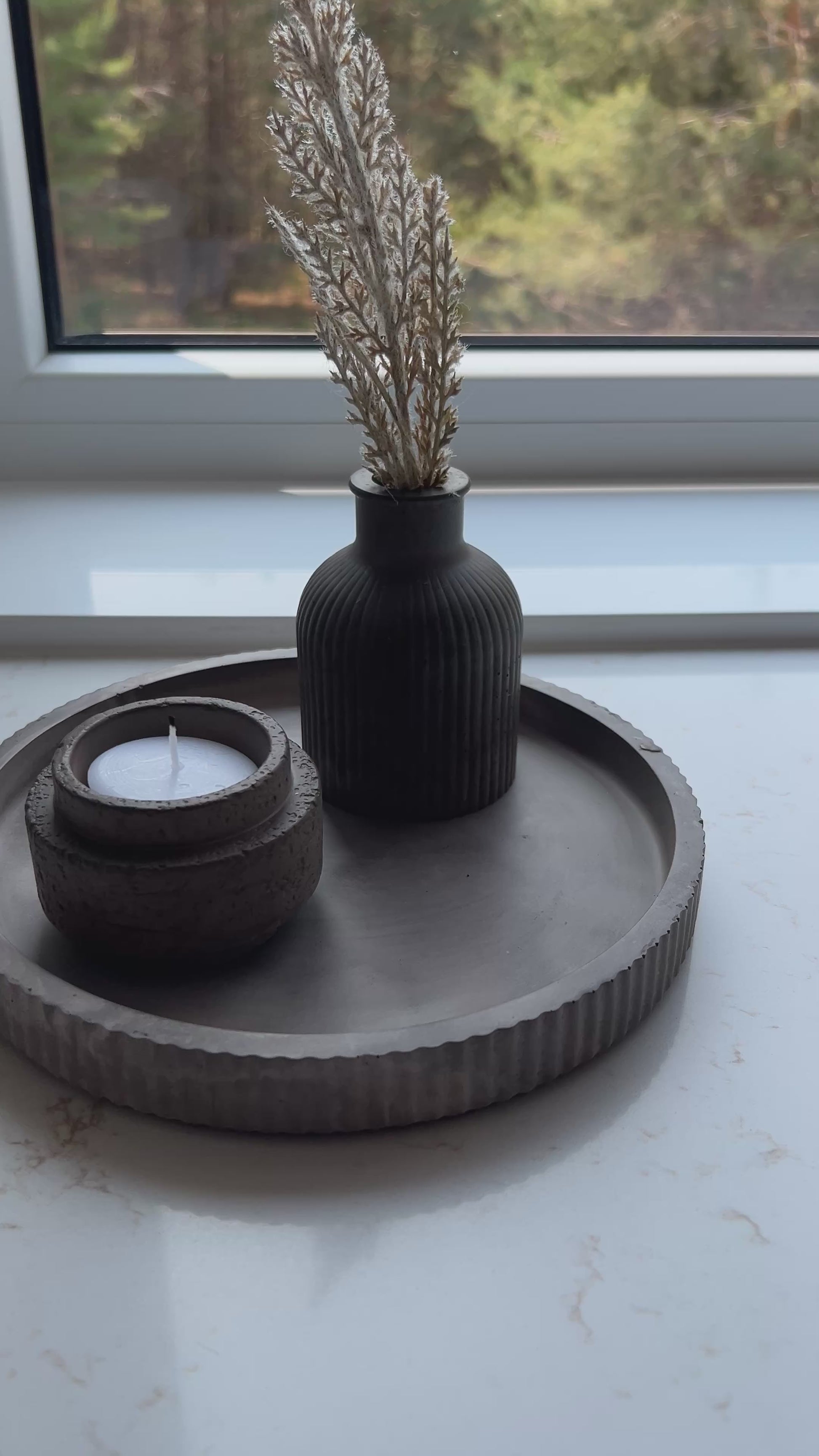 Round Mocha tray with the candle holder and budvase together 