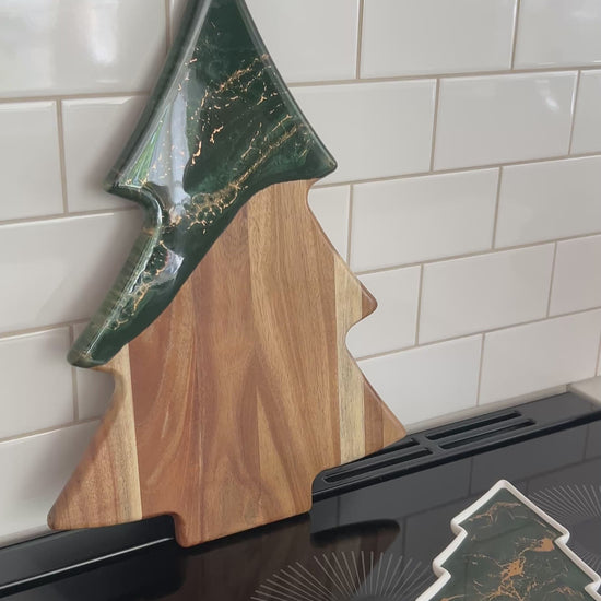 video of the jade Christmas tree board and matching ceramic tray 