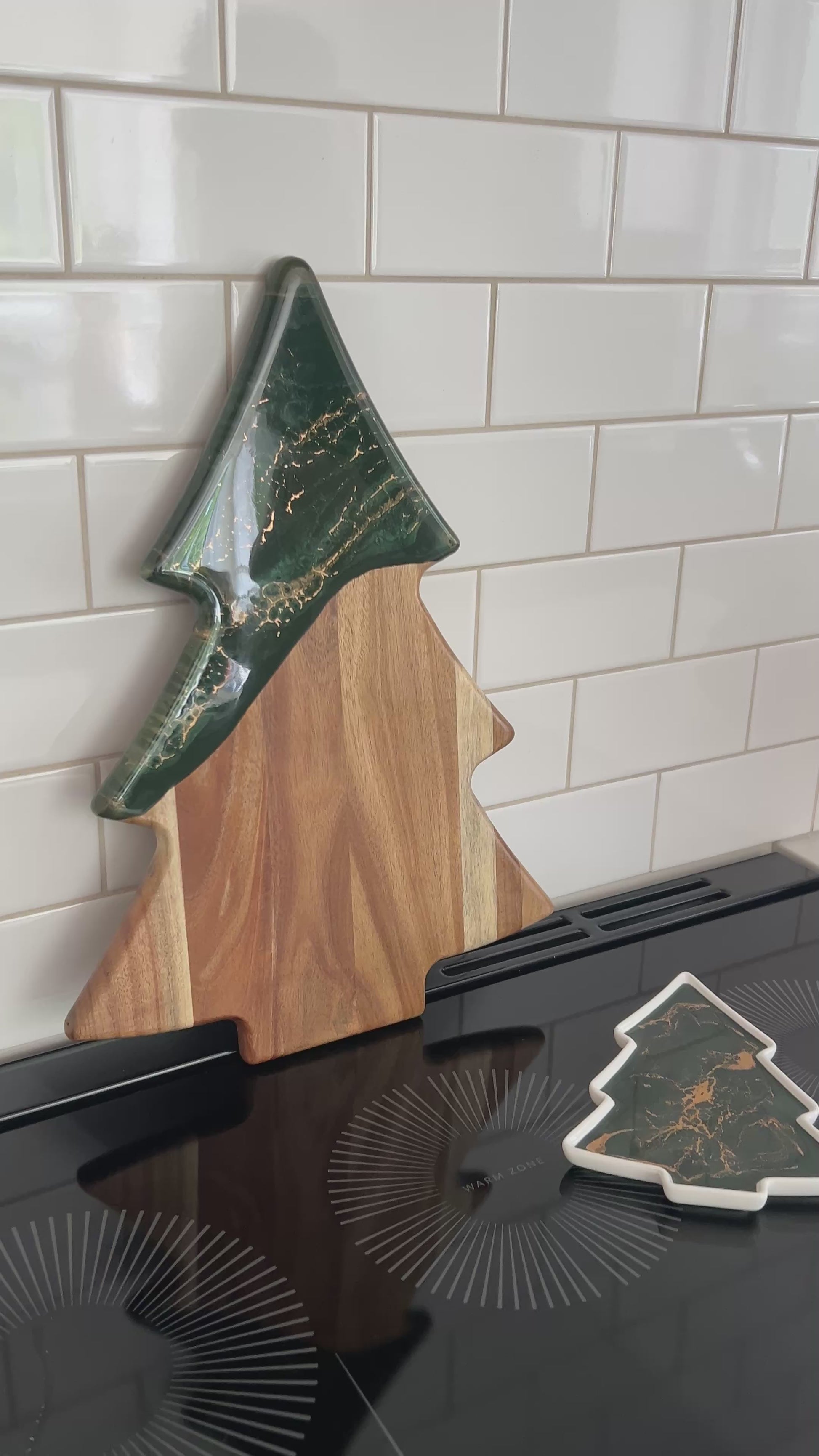 video of the jade Christmas tree board and matching ceramic tray 