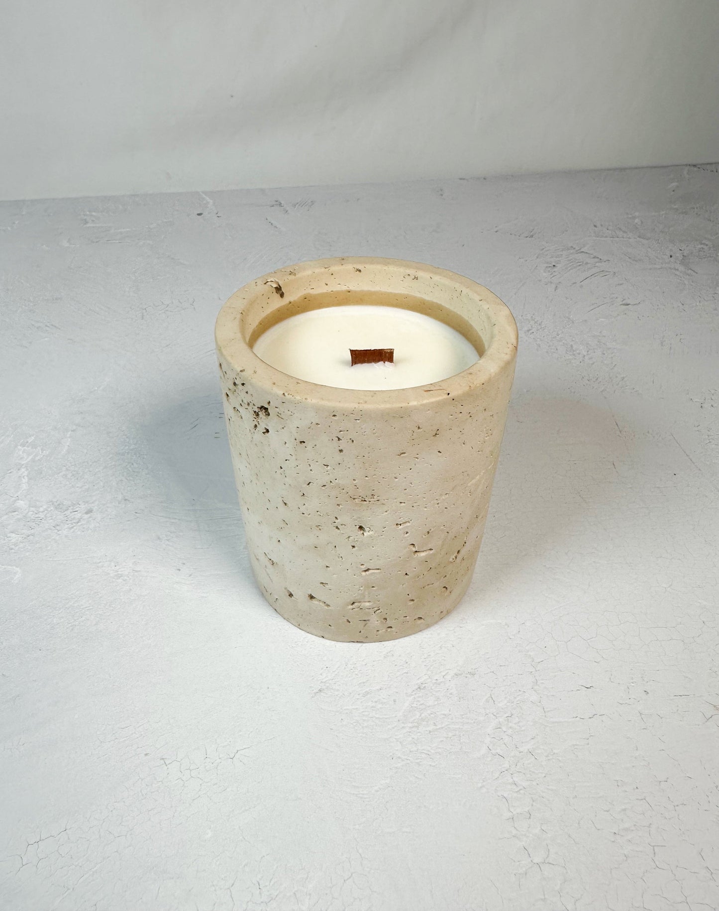 Travertine and Lava Rock Candle (with lid)
